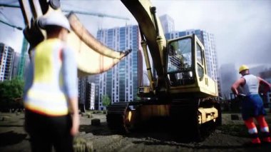 İnşaat alanında büyük küreği olan kazıcı. İşçiler. Gün ışığı. gerçekçi 4k animasyonu