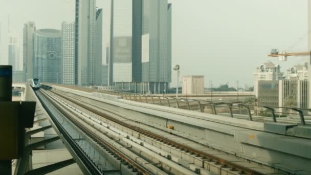 Metro v Dubaji, Spojené arabské emiráty — Stock video
