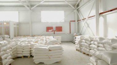 Un un fabrikası olarak ambara ile çanta. Değirmen ambar