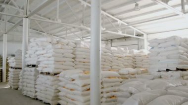 Un un fabrikası olarak ambara ile çanta. Değirmen ambar