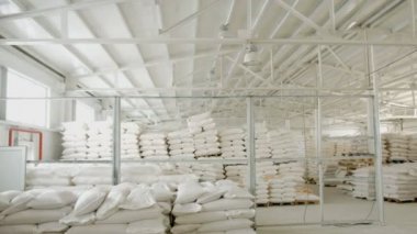 Un un fabrikası olarak ambara ile çanta. Değirmen ambar