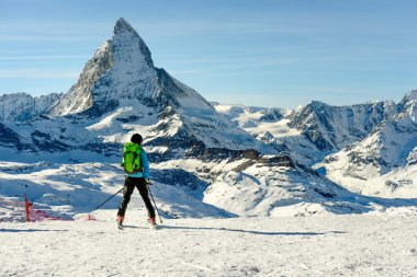 Gornergrat kayakçı ve Matterhorn