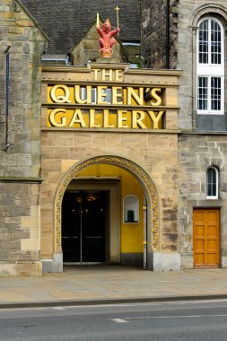 Queens Galeri giriş