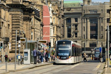 Princess Street'te toplu taşıma 