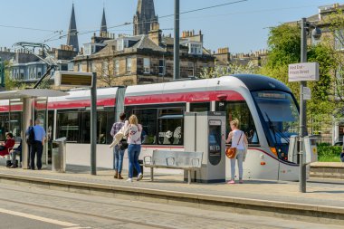 Princess Street'te toplu taşıma 