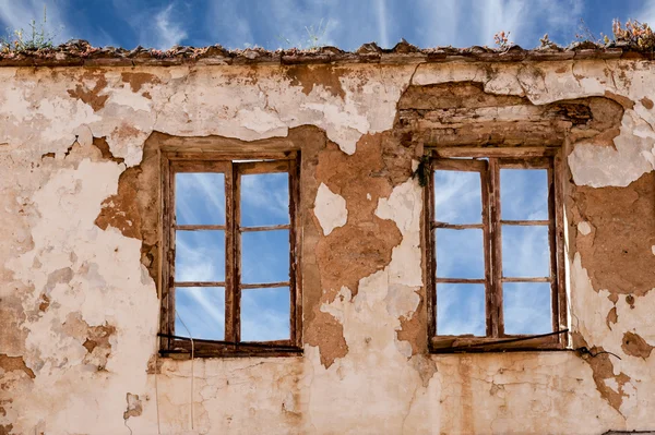 Förfallna byggnad i Spanien — Stockfoto