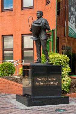 Jimmy Johnstone heykeli