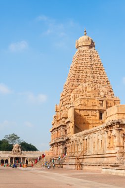 Hindu hacıları Brihadisvara tapınağı ziyaret