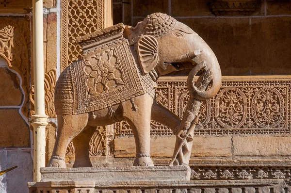 Beautiful sandstone carved elephant — Stock Photo, Image