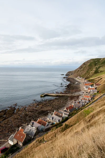 Crovie villaggio sulla riva del mare — Foto Stock