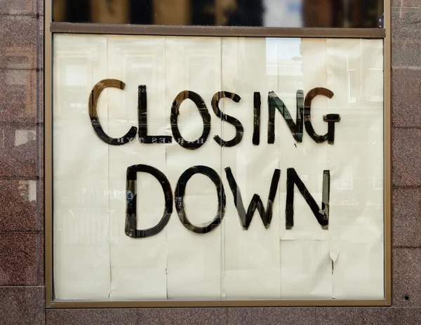Closing down sign — Stock Photo, Image