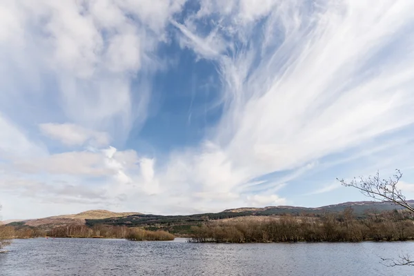 Loch Tay en Escocia — Foto de Stock
