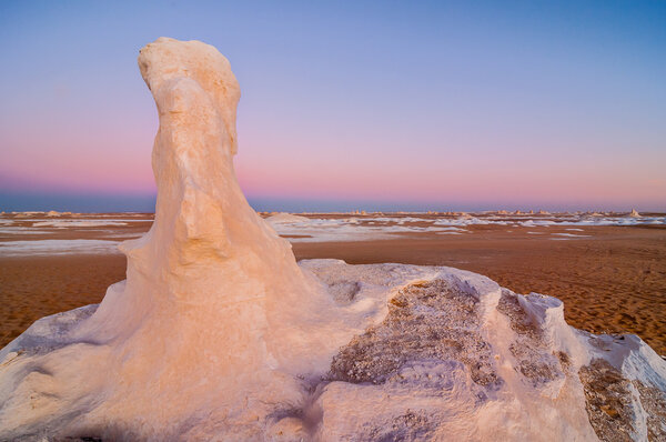 Эрозированные ветром скальные образования
