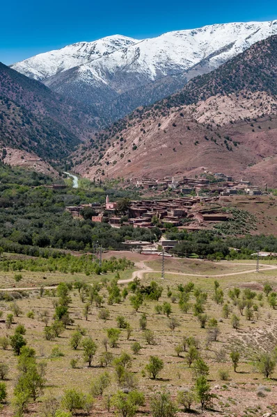 Wieś w góry Atlas — Zdjęcie stockowe