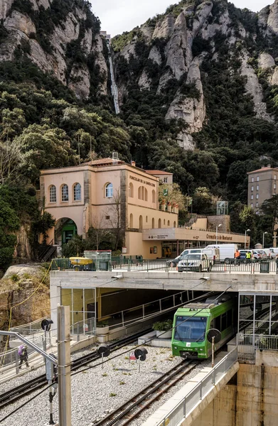 Tren en Montserrat en España — Foto de Stock