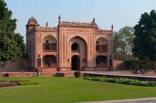 Red sandstone gateway — Stock Photo, Image