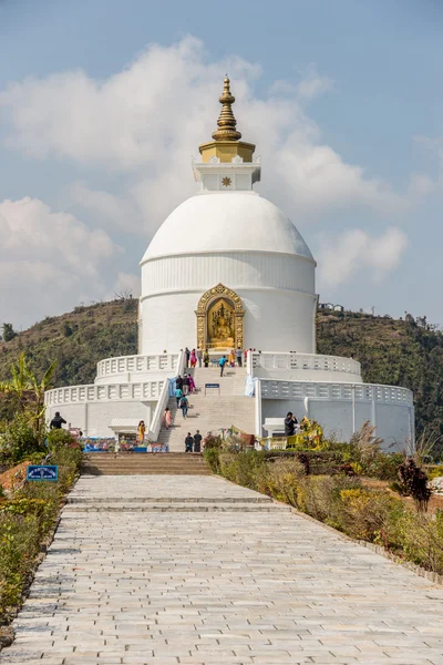 Покхара Шанті ступа храм — стокове фото