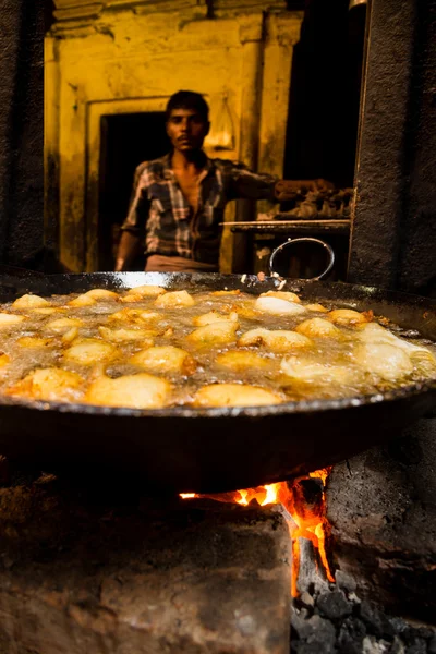 Snack élelmiszer bolt Varanasi — Stock Fotó