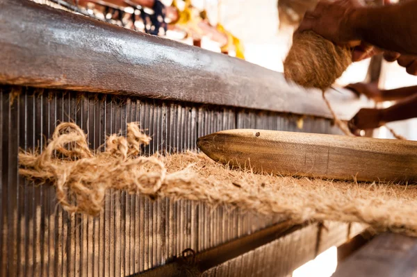 Hand operated coir loom — Stock Photo, Image