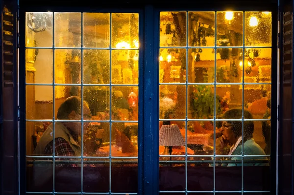 Bulanık Restoran pencereden görüntüleme — Stok fotoğraf