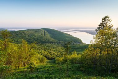 Nehir Amur görünümünü