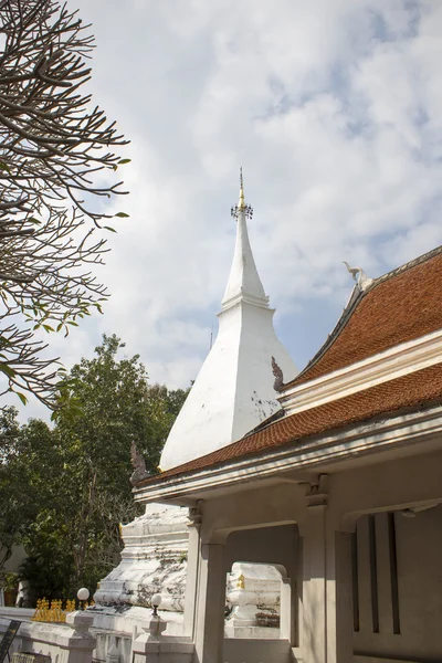 Белая пагода в провинции Лоэй, Таиланд — стоковое фото