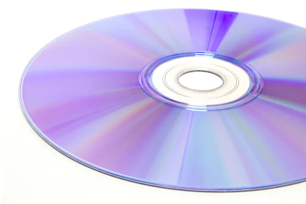 Диск DVD на белом фоне, изолированный — стоковое фото