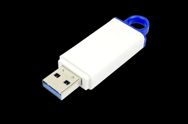 Κίνηση λάμψης USB 3.0 σε μαύρο φόντο, διαδρομή αποκοπής — Φωτογραφία Αρχείου