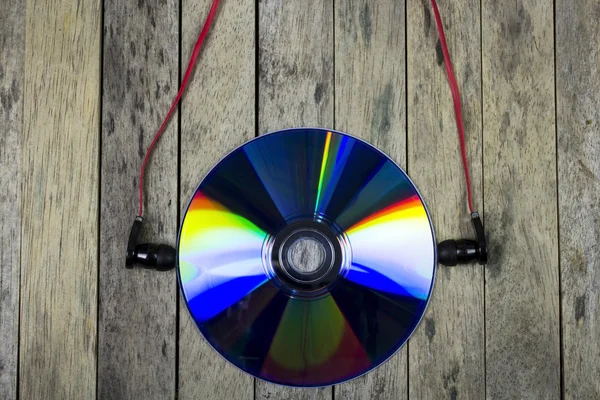 Ascoltare musica da cd disc, concetto di tecnologia, sfondo — Foto Stock