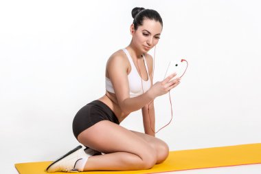 Yoga mat fit vücut esmer