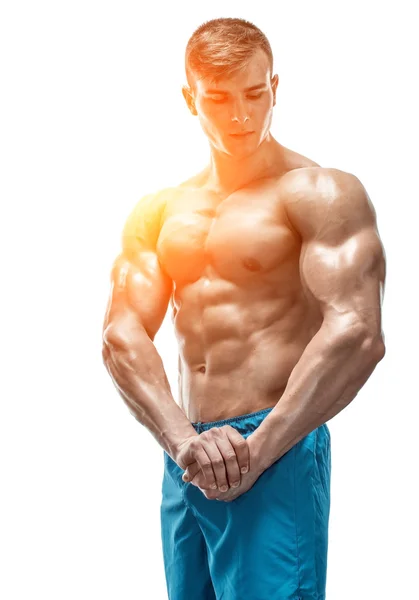 Imagen del hombre muscular posando en el estudio — Foto de Stock