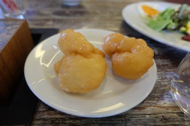 derin yağda kızartılmış doughstick