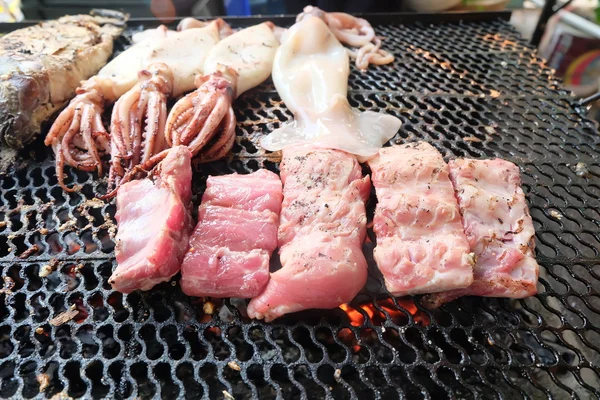 Balık domuz eti ve Izgara kalamar