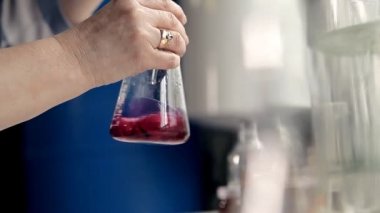 Laboratuvar araştırma su