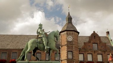 Jan Wellem Equestrian heykel Dusseldorf