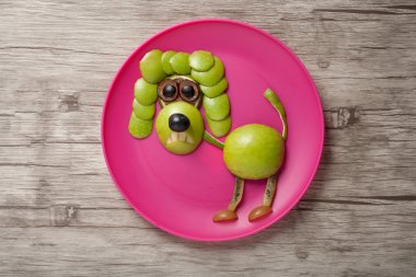 Fino köpeği taze meyvelerini yapılan 