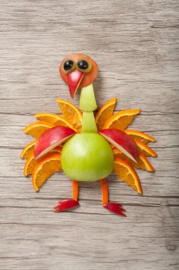 Elma ve portakal tavus kuşu