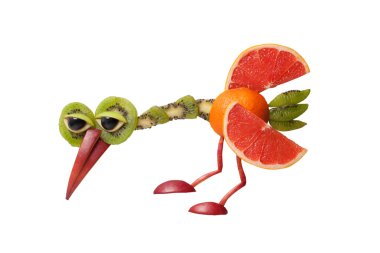 Meyve yapılan komik gagalama kuş