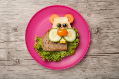 Ekmek ve sebze hamster