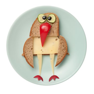 Ekmek ve peynir yapılmış kuş