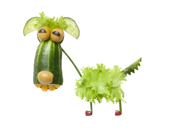 Собака з огірка і салату — стокове фото