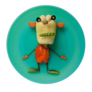 Yeşil plaka üzerinde sebze canavar