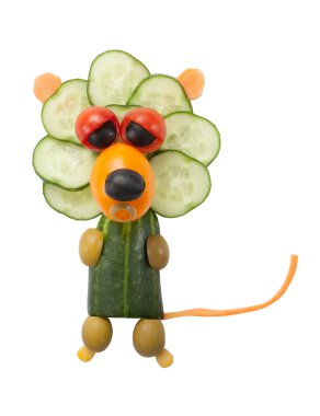 Taze sebzelerin yapılan aslan