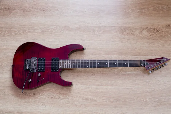 Guitarra electro vermelho — Fotografia de Stock