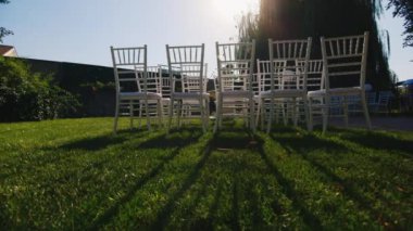 Satır düğün töreni için koltukları