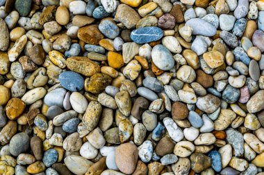 renkli renkli çakıl