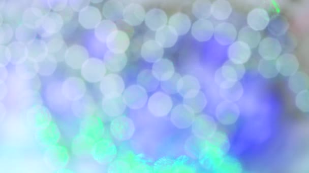 Kerstmis witte lichten en groene balk maken mooie bokeh. — Stockvideo