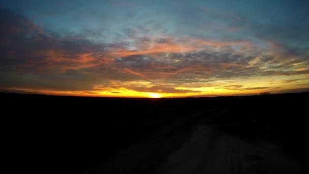 Puesta de sol de invierno en diciembre — Vídeos de Stock