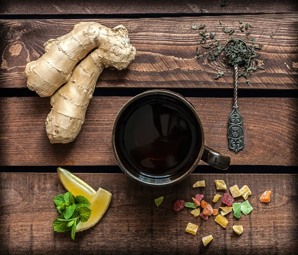 Konu fotoğrafçılık. Baharat, çay, otlar. Gıda