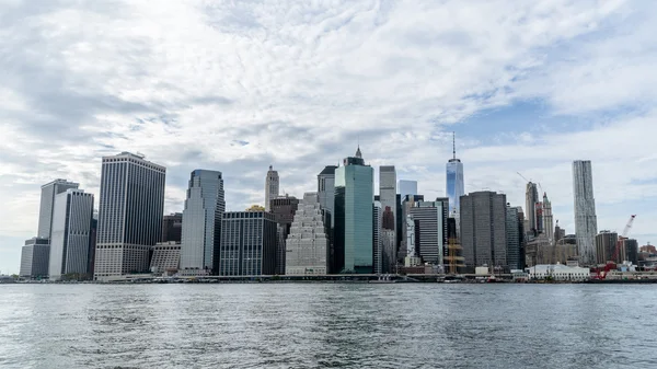 Innenstadt von New York über Hudson Rive — Stockfoto